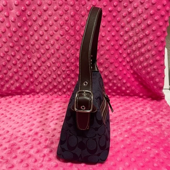 Coach Demi Shoulder bag Navy monogram - Picture 4 of 10
